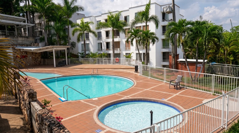 Piscina para adultos y niños de Altos del Semillero